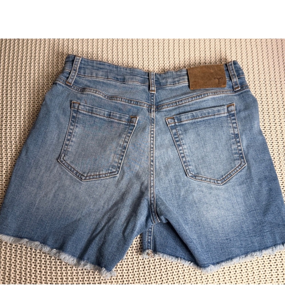 Tecovas Western Goods Womens Cutoff Denim Shorts Light Wash Blue